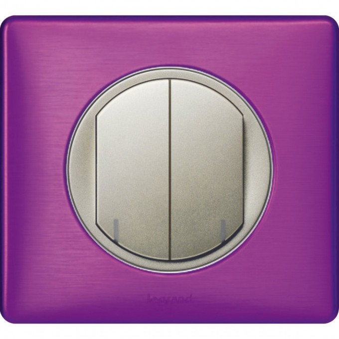 Настенное плоское радиоуправляющее устройство LEGRAND MyHome Play Zigbee диммера 067229 Настенное плоское радиоуправляющее устройство LEGRAND MyHome Play Zigbee диммера 067229