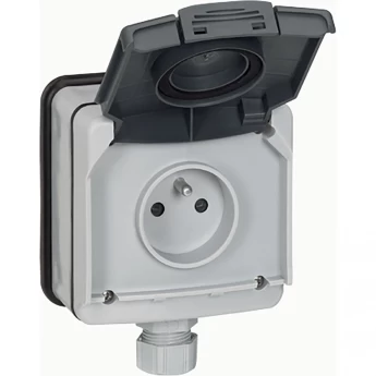 Розетка LEGRAND 2К+3 с защитными шторками 16 A 250 В Программа Plexo IP 66 IK 08 моноблоки серый Розетка LEGRAND 2К+3 с защитными шторками 16 A 250 В Программа Plexo IP 66 IK 08 моноблоки серый