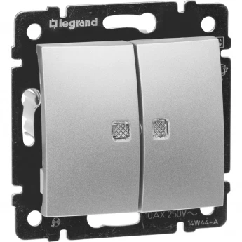 Переключатель LEGRAND Valena на 2 направления с подсветкой 10 A 250 В алюминий Переключатель LEGRAND Valena на 2 направления с подсветкой 10 A 250 В алюминий