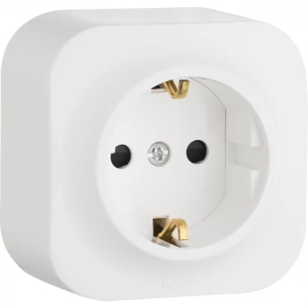 Розетка LEGRAND 2К+З без шторок 16 A 250 В Quteo IP 20 белый Розетка LEGRAND 2К+З без шторок 16 A 250 В Quteo IP 20 белый