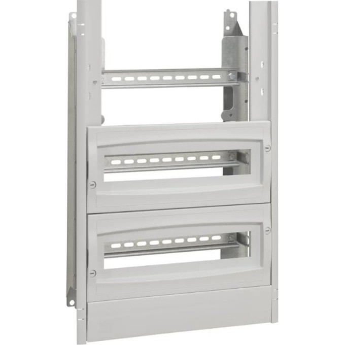 Панель с пластронами LEGRAND 500*400 36102 Панель с пластронами LEGRAND 500*400 36102