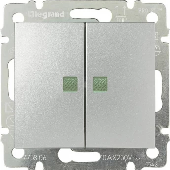 Переключатель LEGRAND Valena на два направления двойной с подсветкой 10 A 250 В алюминий Переключатель LEGRAND Valena на два направления двойной с подсветкой 10 A 250 В алюминий