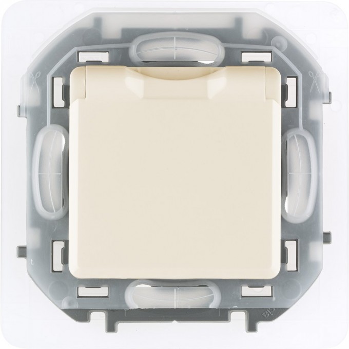 Розетка LEGRAND INSPIRIA 2К+З IP 44 с откидной крышкой и шторками немецкий стандарт 16 А 250 В слоновая кость 673741 Розетка LEGRAND INSPIRIA 2К+З IP 44 с откидной крышкой и шторками немецкий стандарт 16 А 250 В слоновая кость 673741